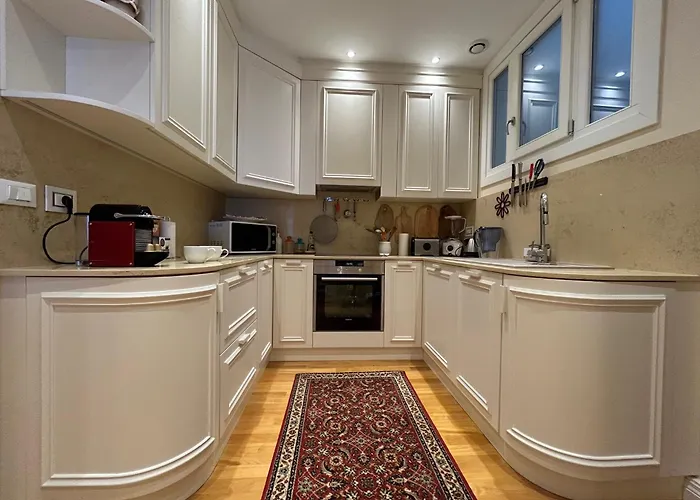 Vaste 2 Pieces Raffine Vue Centre